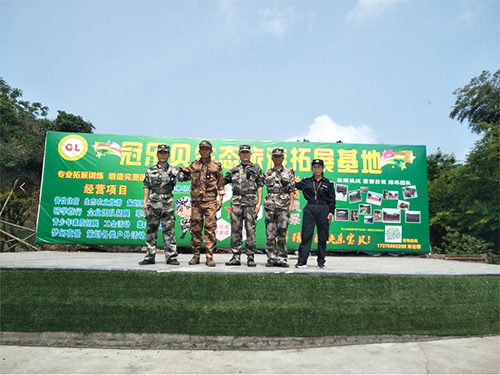 教官團(tuán)隊